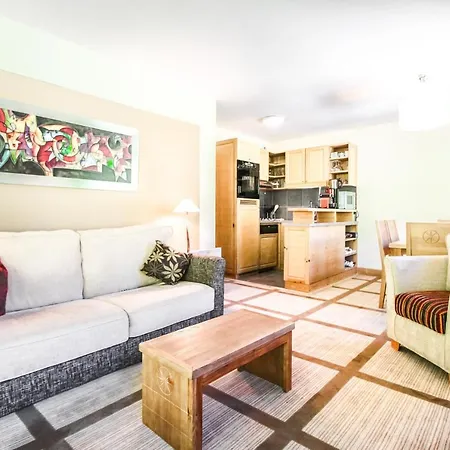 Spacious Family 2-bed, 2-bath With Parking, Private Piste *