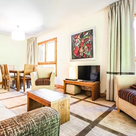 아파트 Spacious Family 2-bed, 2-bath With Parking, Private Piste
